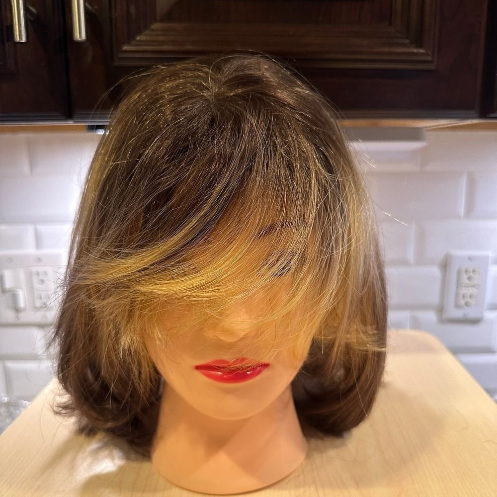 Bobbi Boss Midway Wig
